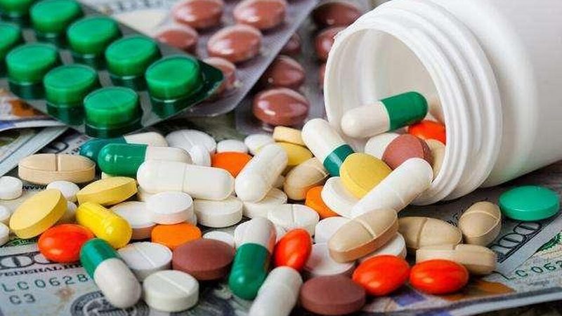 在选择代理货源时，首先要关注品牌的资质。一个有实力的品牌通常拥有以下资质：