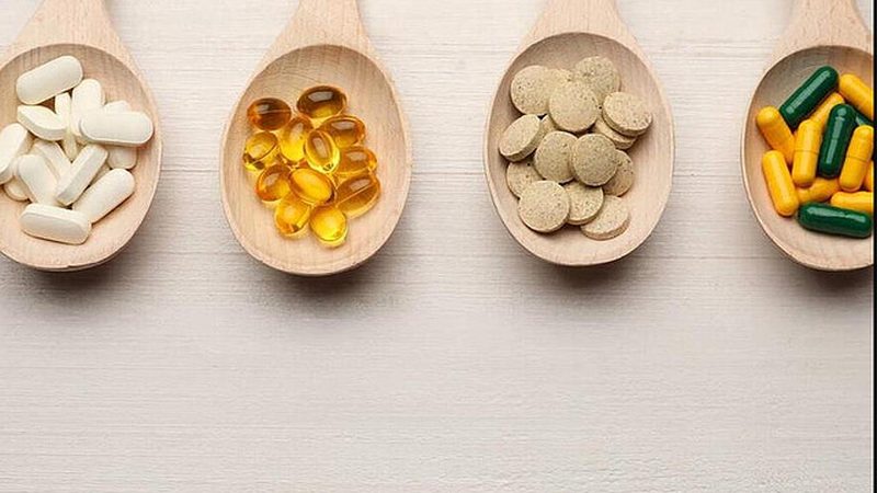 老年人蛋白粉与奶粉：成分差异与适用人群解析
